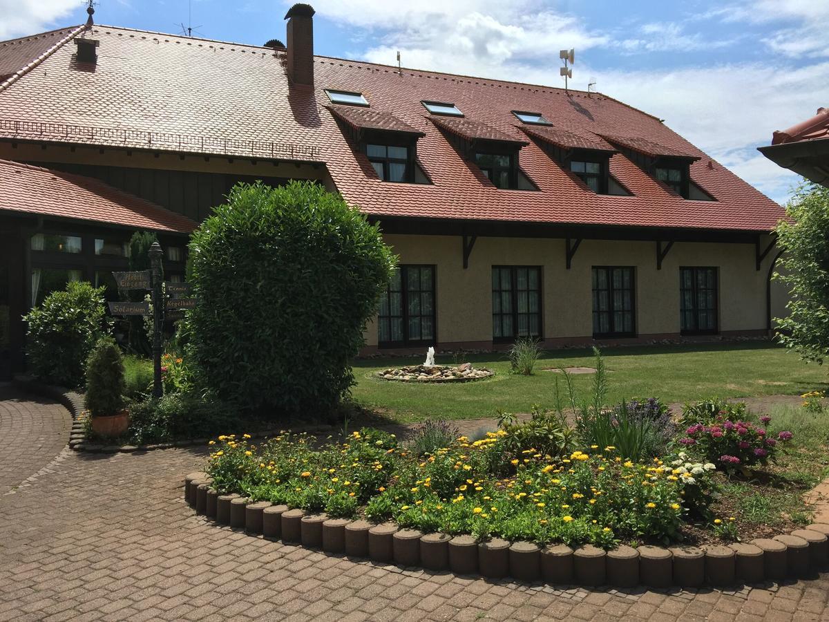 Krone Am Park - Gaestehaus Des Hotel Krone Alzenau in Unterfranken Ngoại thất bức ảnh